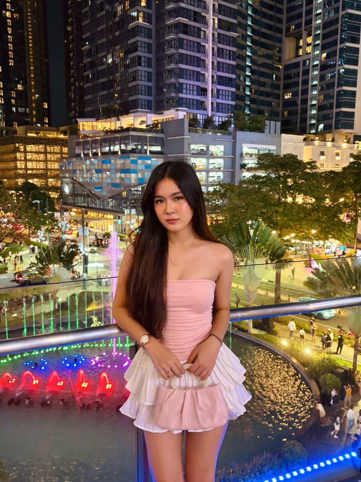 Night architectural fashion portrait