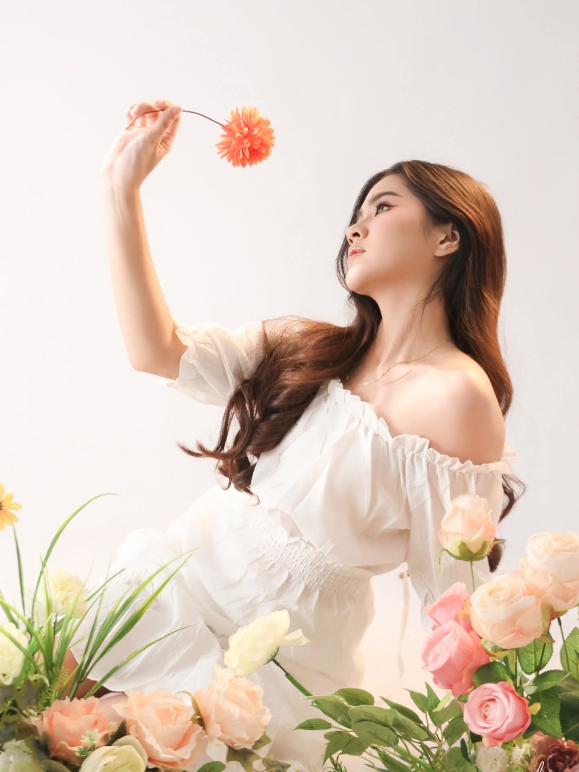 Therese in white floral lifestyle editorial