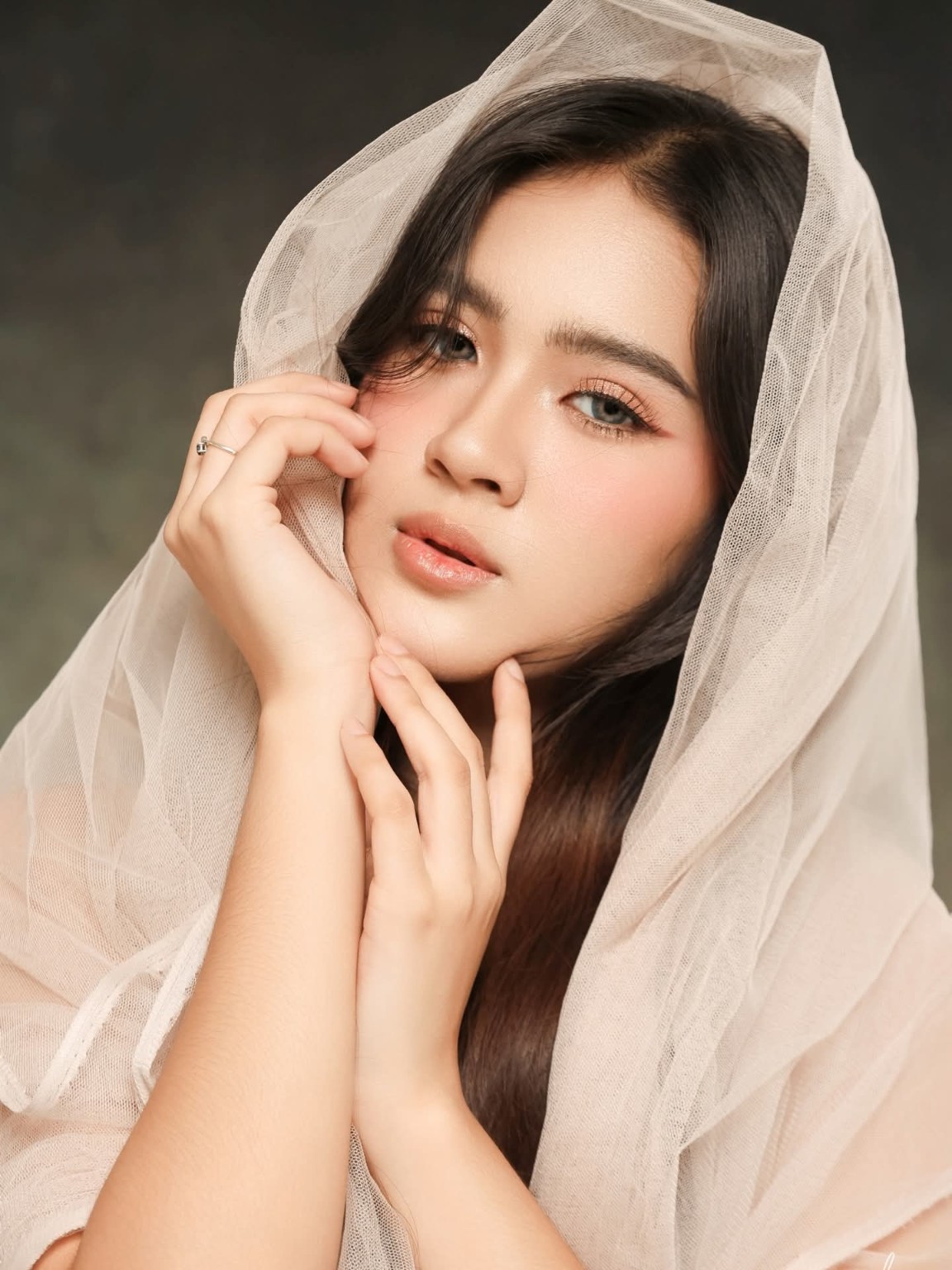Therese Tashiana editorial portrait